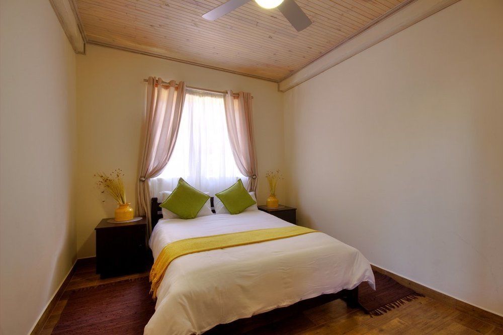 Saint Lucia Estuary Urban Glamping Tranquil International Backpacking Village מראה חיצוני תמונה