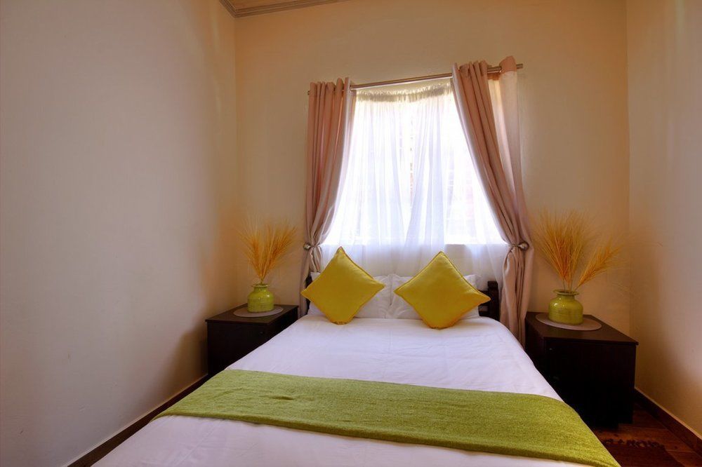 Saint Lucia Estuary Urban Glamping Tranquil International Backpacking Village מראה חיצוני תמונה