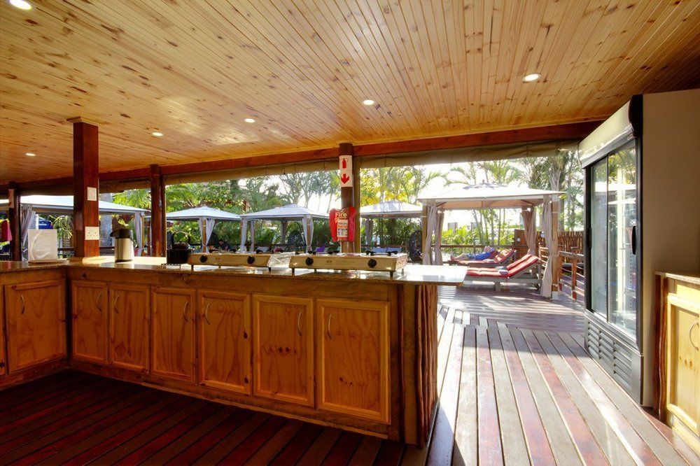 Saint Lucia Estuary Urban Glamping Tranquil International Backpacking Village מראה חיצוני תמונה